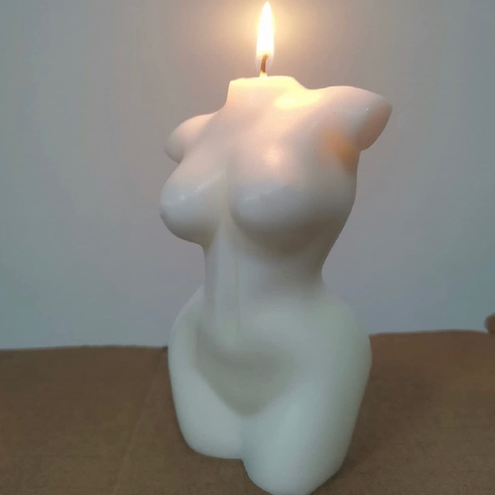 female body candle 🤍
